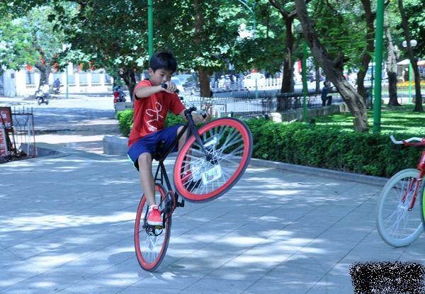 Xe đạp không phanh đang làm mưa làm gió trong cộng đồng giới trẻ Việt