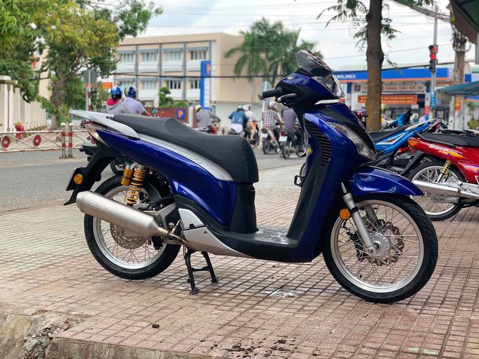 Bạn sẽ hiếm khi thấy chiếc Honda SH thứ 2 được độ như thế này tại Việt Nam! | Xe độ | Xe & Đời sống