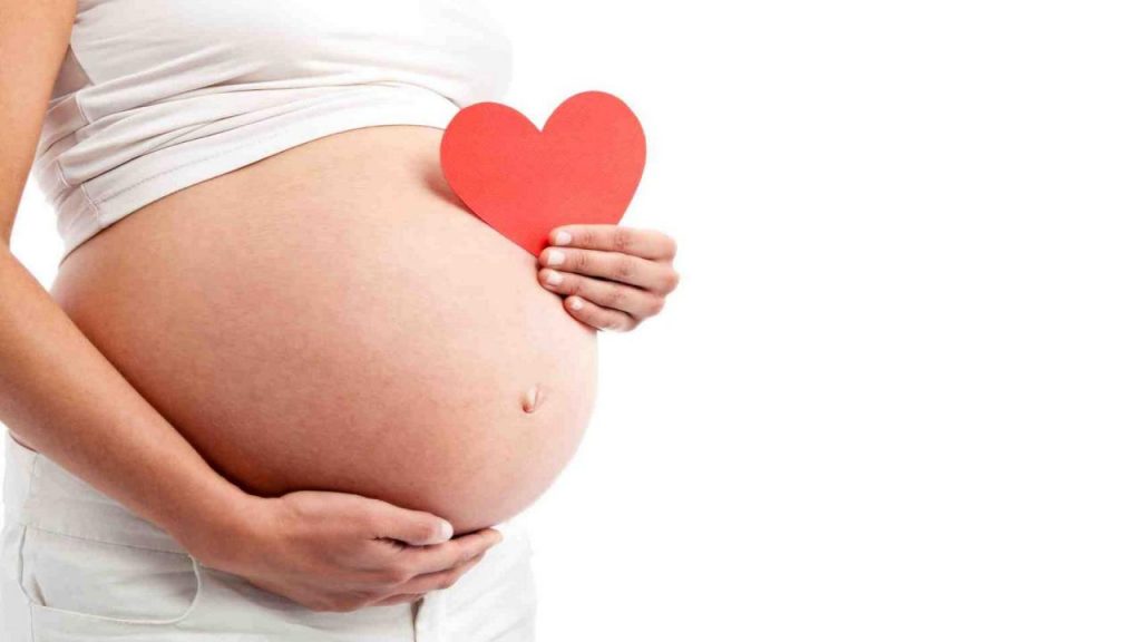 Bà bầu đi xe máy bị giật Có ảnh hưởng đến thai nhi không?